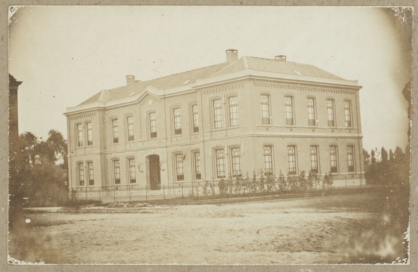 HBS